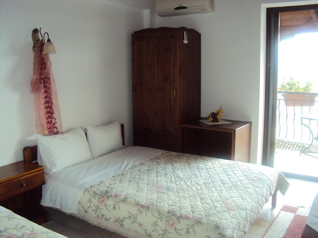Vassilis Guesthouse Rapsáni Pokój zdjęcie